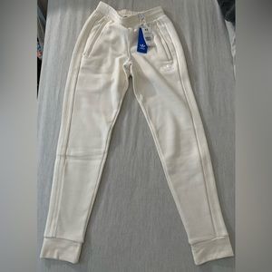 Brand New Men’s Adidas Originals Adicolor Non-dye Track Pants Cream XS